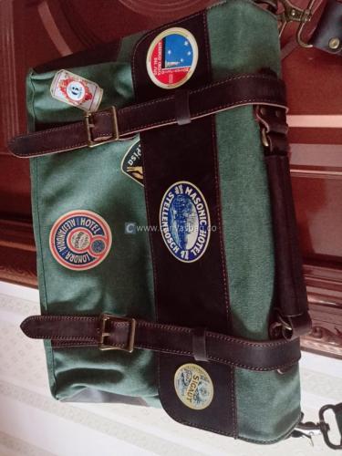 Laptop Bag Reviews (25)
